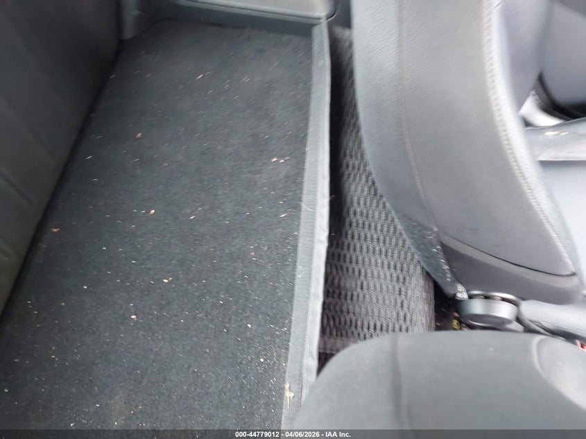 2015 Smart Fortwo VIN WMEEJ3BA1FK810634 IAAI salvage auction — NORMAL WEAR, Wait Title, sold $550 on 2026-07-13 (photo 8)