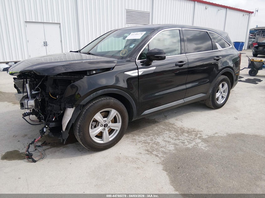 2024 Kia Sorento VIN 5XYRG4JC2RG279008 IAAI salvage auction — FRONT END, Salvage (Illinois), sold $4,050 on 2026-07-28 (photo 2)