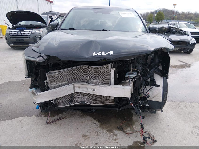 2024 Kia Sorento VIN 5XYRG4JC2RG279008 IAAI salvage auction — FRONT END, Salvage (Illinois), sold $4,050 on 2026-07-28 (photo 6)