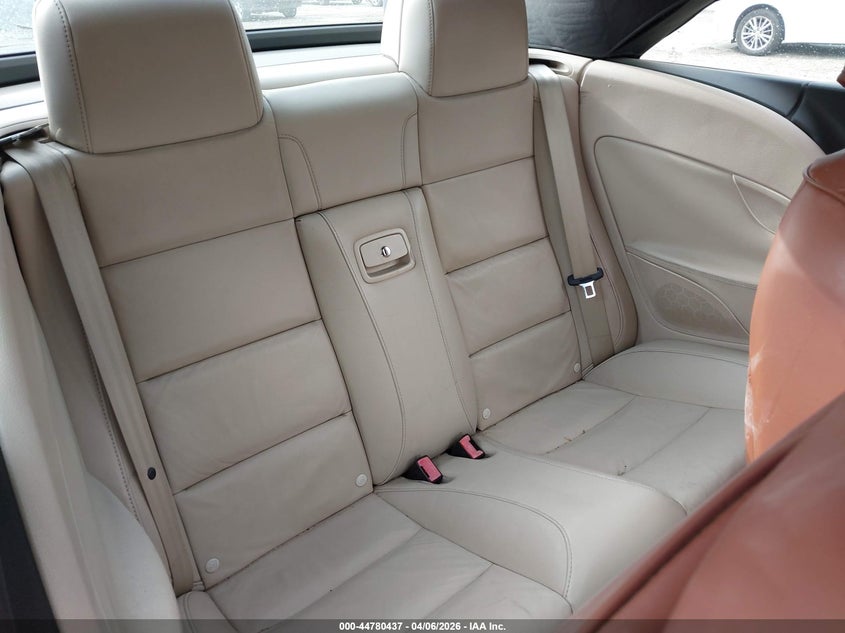 2010 Volkswagen Eos VIN WVWFA7AH8AV025835 IAAI salvage auction — MECHANICAL, Clear (California), sold $275 on 2026-08-11 (photo 8)