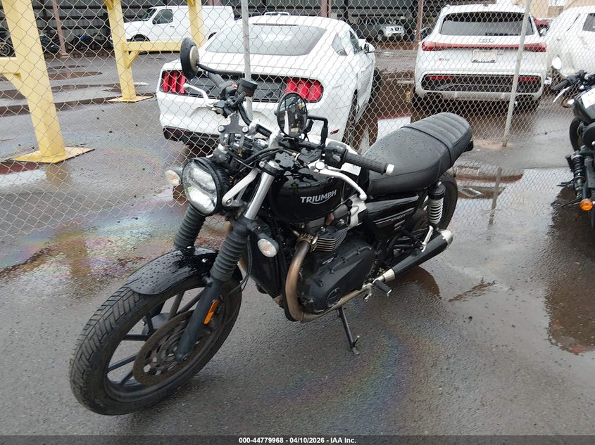 2022 Triumph motorcycle Street VIN SMTD31G77NTAF3799 IAAI salvage auction — FRONT & REAR, Salvage (Hawaii), sold $1,500 on 2026-07-07 (photo 2)