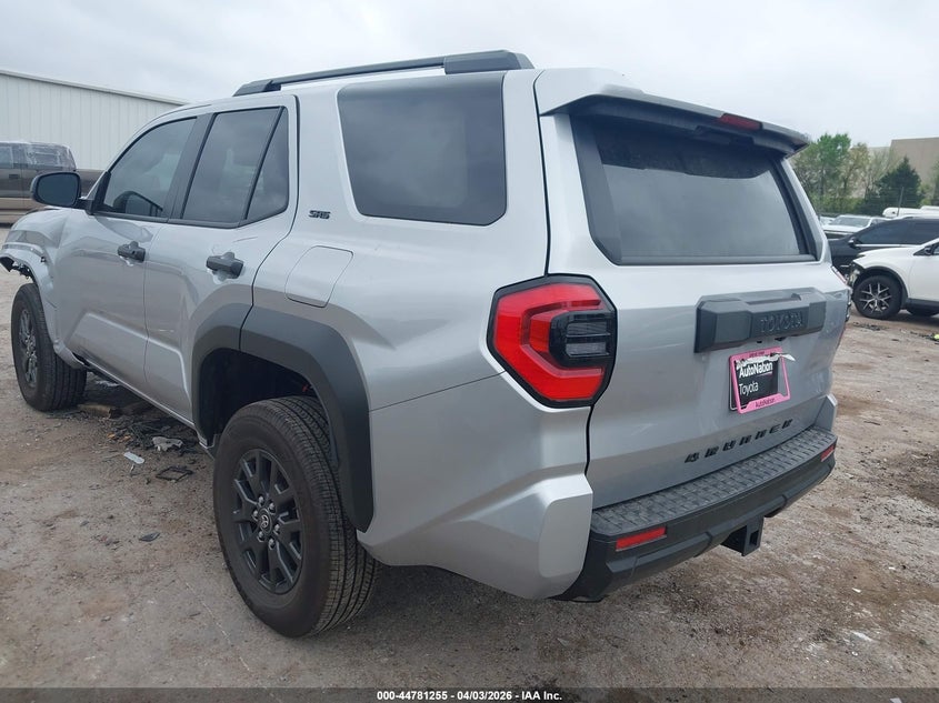 2025 Toyota 4runner VIN JTEVA5BR1S5075139 IAAI salvage auction — FRONT END, Clear (Oklahoma), sold $23,950 on 2026-07-22 (photo 3)
