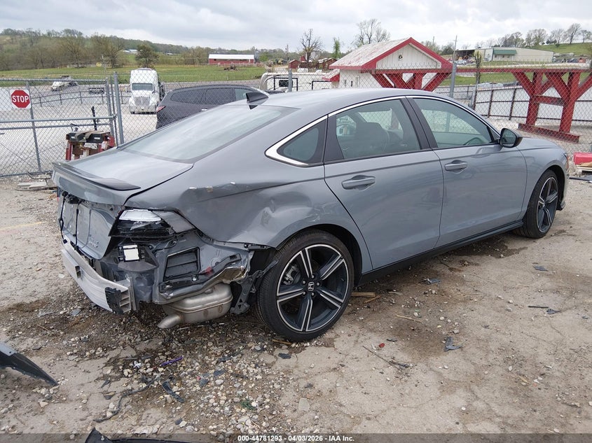 2025 Honda Accord VIN 1HGCY2F51SA012015 IAAI salvage auction — REAR END, Salvage (Arkansas), sold $9,200 on 2026-07-30 (photo 4)