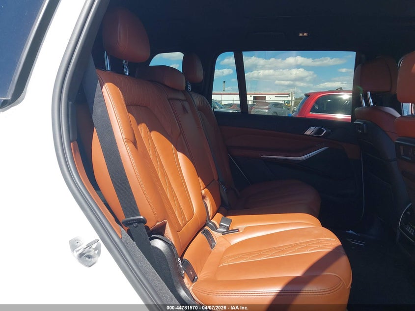2022 BMW X7 VIN 5UXCW2C06N9M03095 IAAI salvage auction — UNKNOWN, Salvage Title, sold $34,500 on 2026-07-20 (photo 8)
