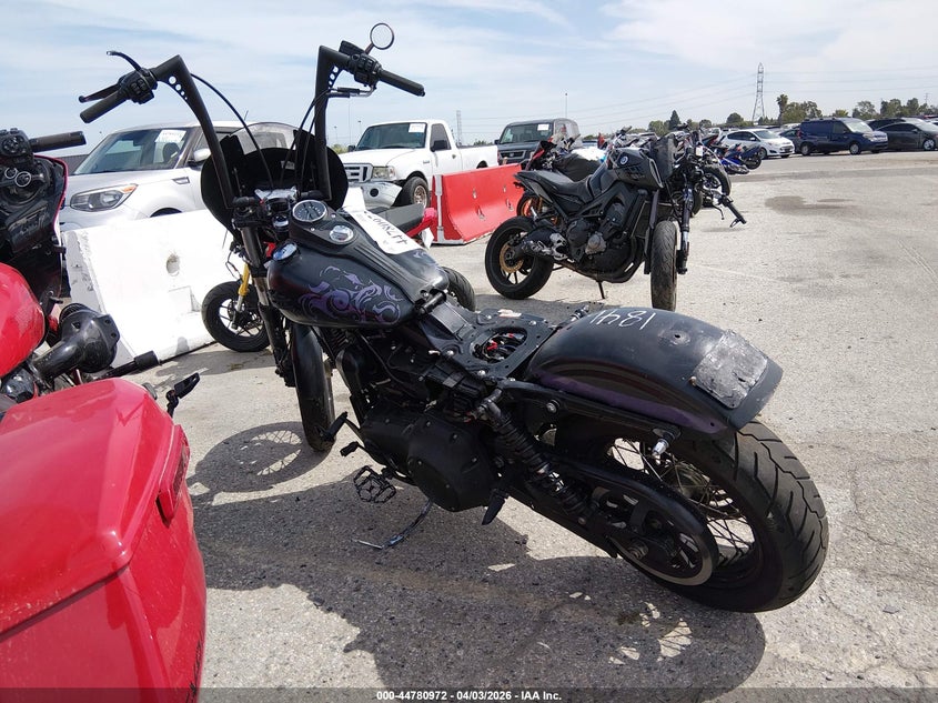 2015 Harley-davidson Street bob VIN 1HD1GXM33FC321159 IAAI salvage auction — THEFT, Salvage (California), sold $2,350 on 2026-09-17 (photo 3)