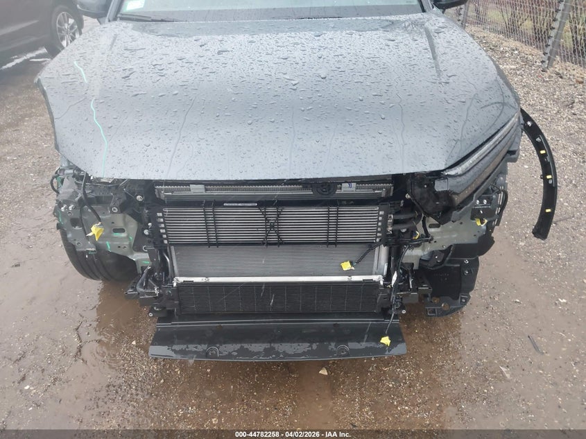2026 Honda Cr-v VIN 7FARS6H88TE044577 IAAI salvage auction — FRONT END, Wait Title, sold $12,800 on 2026-07-09 (photo 6)