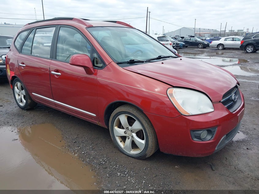 2007 Kia Rondo VIN KNAFG526277044858 IAAI salvage auction — NORMAL WEAR, Clear (New York), sold $400 on 2026-07-29 (photo 1)