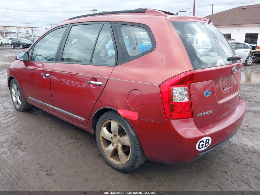 2007 Kia Rondo VIN KNAFG526277044858 IAAI salvage auction — NORMAL WEAR, Clear (New York), sold $400 on 2026-07-29 (photo 3)