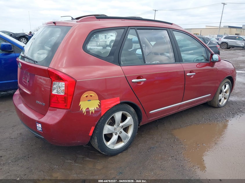 2007 Kia Rondo VIN KNAFG526277044858 IAAI salvage auction — NORMAL WEAR, Clear (New York), sold $400 on 2026-07-29 (photo 4)