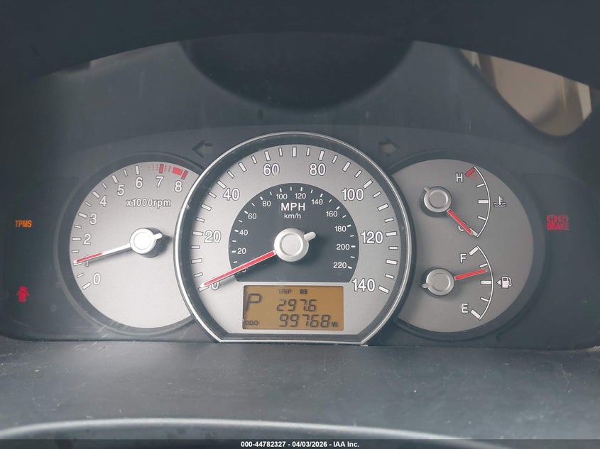 2007 Kia Rondo VIN KNAFG526277044858 IAAI salvage auction — NORMAL WEAR, Clear (New York), sold $400 on 2026-07-29 (photo 7)