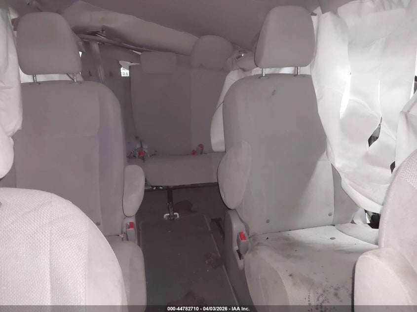 2020 Toyota Sienna VIN 5TDZZ3DCXLS074076 IAAI salvage auction — ALL OVER, Salvage (Arizona), sold $25 on 2026-07-21 (photo 8)