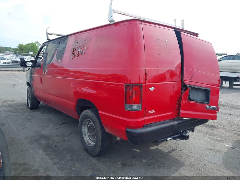2012 Ford E 250 VIN 1FTNE2EW2CDB09833 IAAI salvage auction — EXTERIOR BURN, Junk Receipt (North Carolina), sold $125 on 2026-07-06 (photo 3)