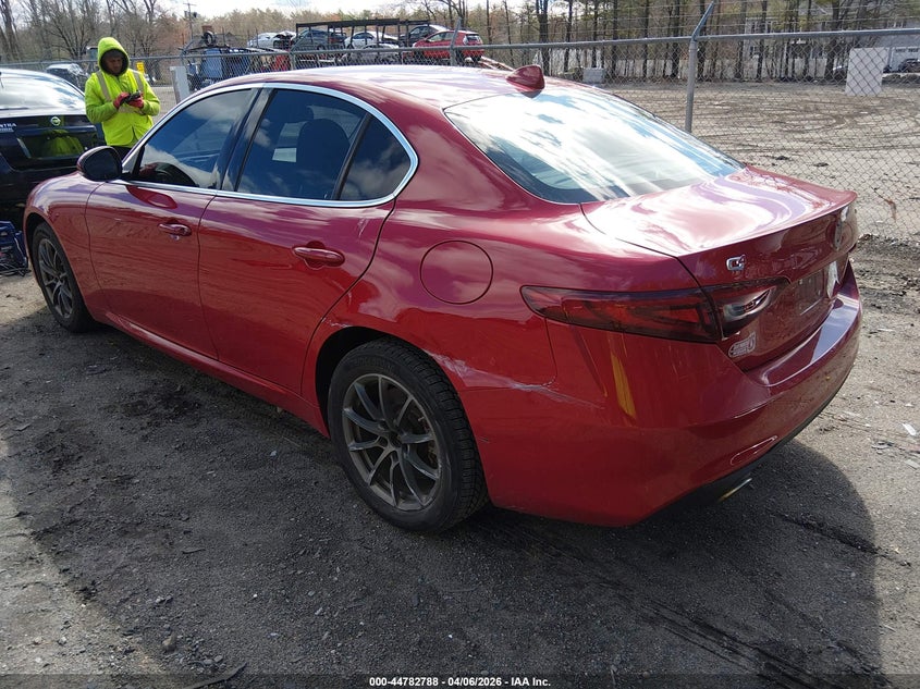 2019 Alfa romeo Giulia VIN ZARFANAN2K7621884 IAAI salvage auction — ALL OVER, Wait Title, sold $2,750 on 2026-07-21 (photo 3)