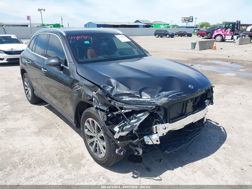 2024 Mercedes-benz Glc VIN W1NKM4GB1RF192141 IAAI salvage auction — FRONT END, Original (Texas), sold $16,200 on 2026-07-22 (photo 1)