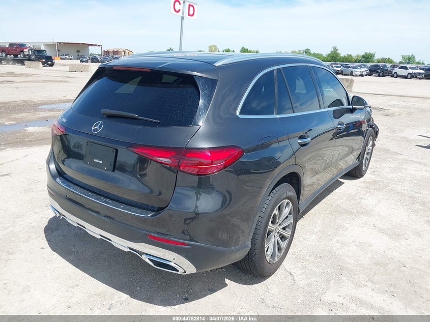 2024 Mercedes-benz Glc VIN W1NKM4GB1RF192141 IAAI salvage auction — FRONT END, Original (Texas), sold $16,200 on 2026-07-22 (photo 4)