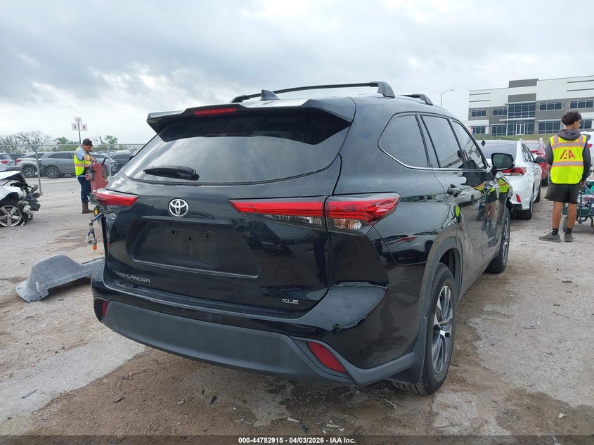 2021 Toyota Highlander VIN 5TDGZRAHXMS536941 IAAI salvage auction — FRONT END, Original (Texas), sold $17,000 on 2026-07-07 (photo 4)
