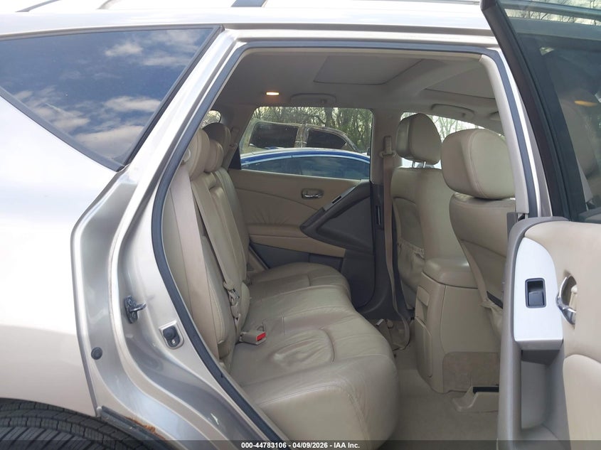 2010 Nissan Murano VIN JN8AZ1MW9AW132546 IAAI salvage auction — FRONT END, Salvage (Missouri), sold $550 on 2026-07-08 (photo 8)