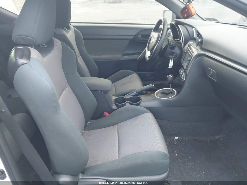 2015 Scion Tc VIN JTKJF5C77F3095939 IAAI salvage auction — FRONT & REAR, Salvage (Pennsylvania), sold $1,050 on 2026-07-14 (photo 5)