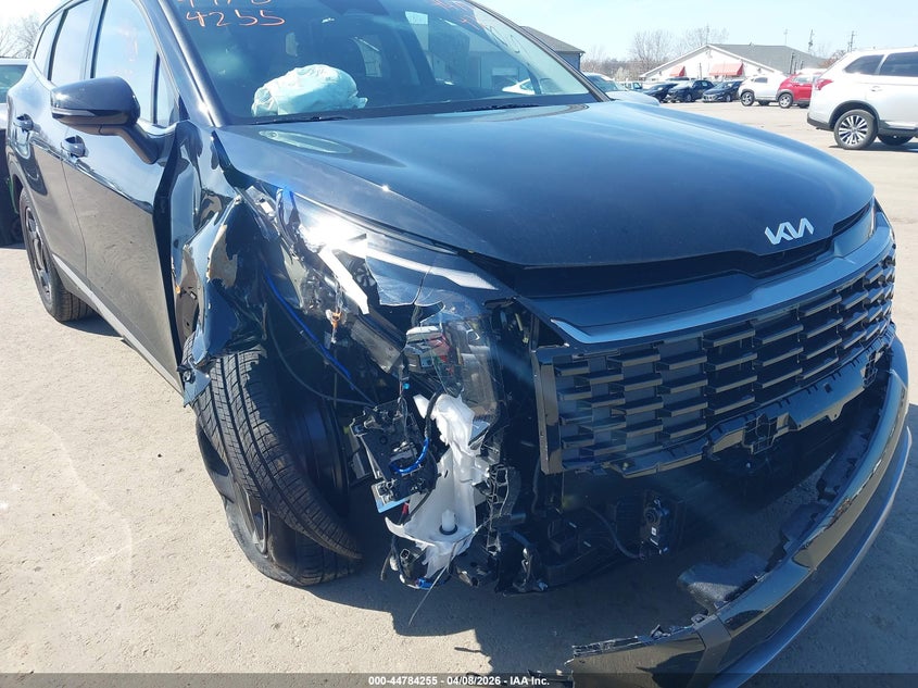 2026 Kia Sportage VIN 5XYK33DF8TG383104 IAAI salvage auction — FRONT END, Salvage Title, sold $7,800 on 2026-08-21 (photo 6)