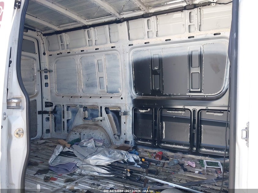 2017 Freightliner Sprinter 2500 VIN WDYPE7CD0HP376812 IAAI salvage auction — SIDE, Salvage (California), sold $5,125 on 2026-07-26 (photo 8)