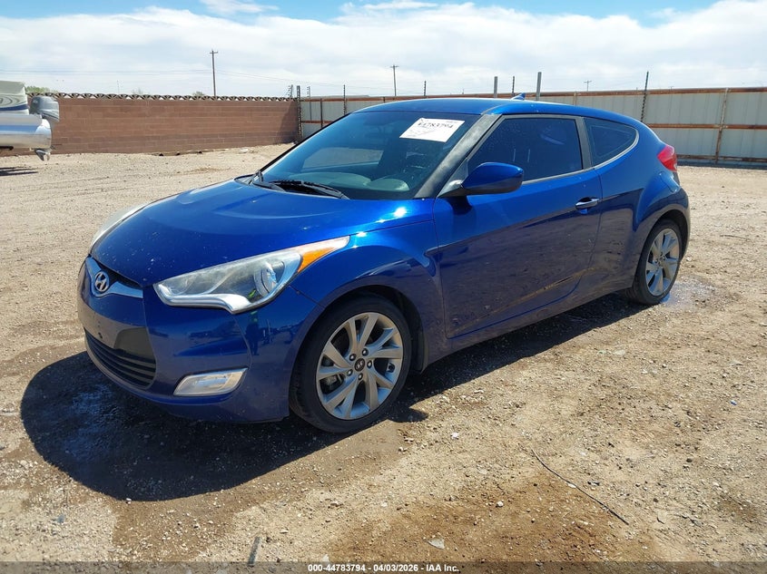 2017 Hyundai Veloster VIN KMHTC6AD6HU317211 IAAI salvage auction — RIGHT SIDE, Wait Title, sold $975 on 2026-07-29 (photo 2)