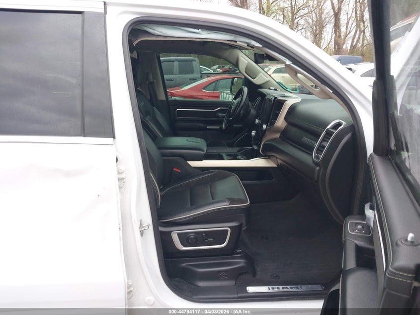 2022 Ram 1500 VIN 1C6SRFJM1NN296764 IAAI salvage auction — RIGHT SIDE, Wait Title, sold $11,450 on 2026-08-29 (photo 5)