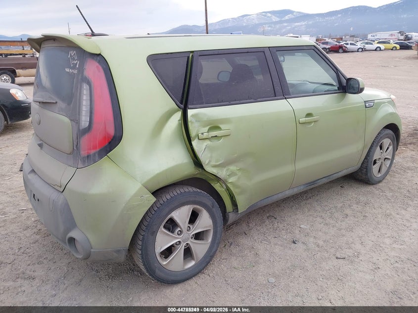 2015 Kia Soul VIN KNDJN2A25F7810466 IAAI salvage auction — LEFT & RIGHT, Wait Title, sold $150 on 2026-07-15 (photo 4)