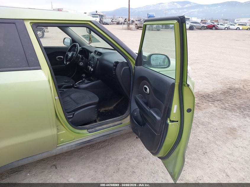 2015 Kia Soul VIN KNDJN2A25F7810466 IAAI salvage auction — LEFT & RIGHT, Wait Title, sold $150 on 2026-07-15 (photo 5)