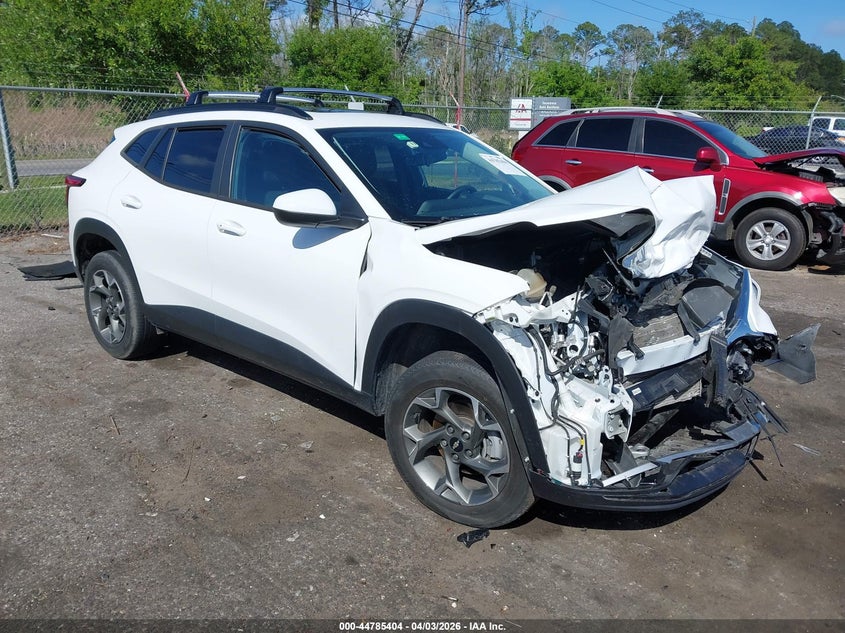2024 Chevrolet Trax VIN KL77LHE23RC043142 IAAI salvage auction — FRONT END, Wait Title, sold $25 on 2026-07-21 (photo 1)
