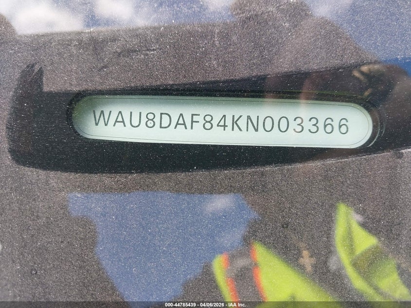 2019 Audi A8 VIN WAU8DAF84KN003366 IAAI salvage auction — FRONT END, Salvage (Massachusetts), sold $11,100 on 2026-07-21 (photo 9)