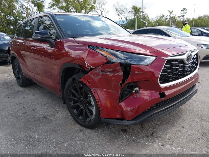 2024 Toyota Highlander VIN 5TDKDRAHXRS547793 IAAI salvage auction — REAR END, Wait Title, sold $12,600 on 2026-07-13 (photo 1)