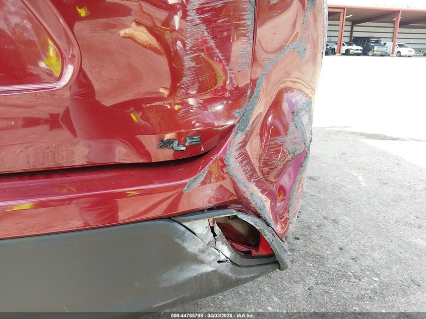 2024 Toyota Highlander VIN 5TDKDRAHXRS547793 IAAI salvage auction — REAR END, Wait Title, sold $12,600 on 2026-07-13 (photo 6)