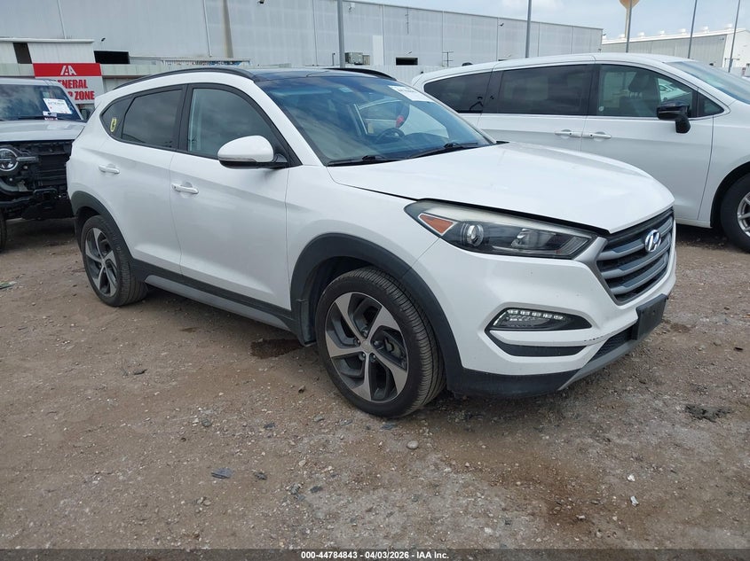 2018 Hyundai Tucson VIN KM8J33A22JU748459 IAAI salvage auction — REAR END, Wait Title, sold $4,000 on 2026-07-16 (photo 1)
