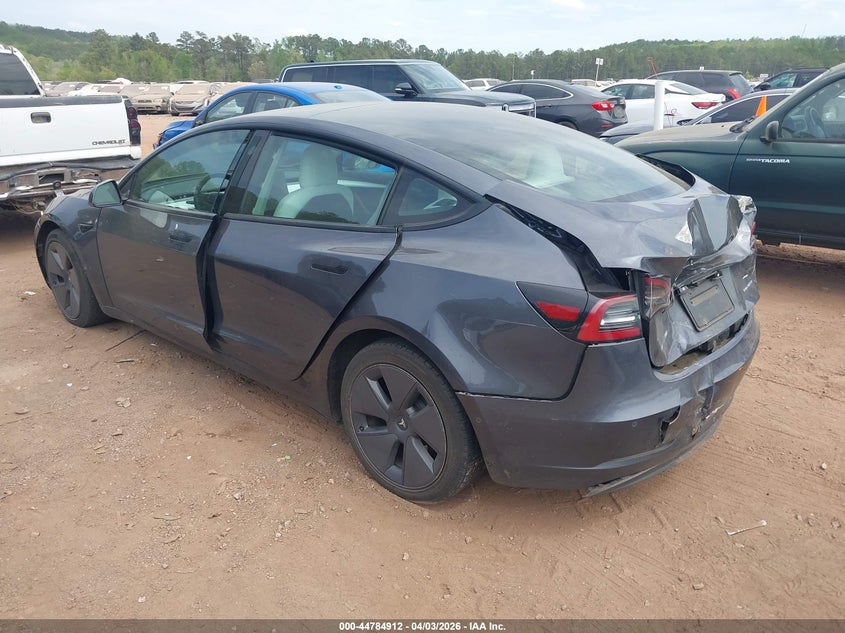 2021 Tesla Model 3 VIN 5YJ3E1EB4MF992844 IAAI salvage auction — REAR END, Salvage (Alabama), sold $3,650 on 2026-07-15 (photo 3)