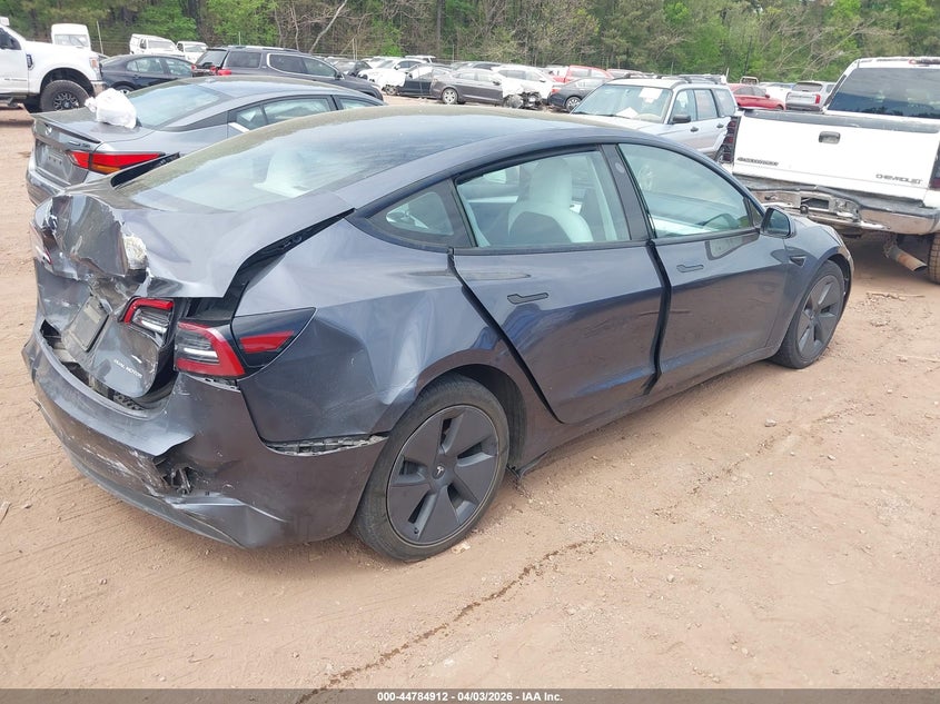 2021 Tesla Model 3 VIN 5YJ3E1EB4MF992844 IAAI salvage auction — REAR END, Salvage (Alabama), sold $3,650 on 2026-07-15 (photo 4)