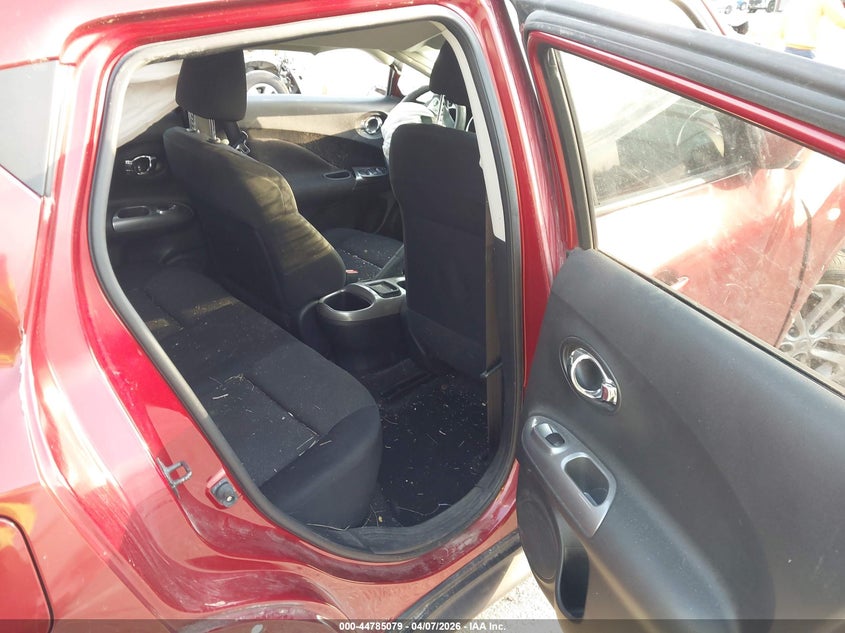 2011 Nissan Juke VIN JN8AF5MV2BT014445 IAAI salvage auction — ROLLOVER, Salvage (Indiana), sold $25 on 2026-07-23 (photo 8)