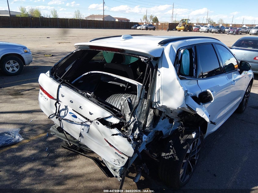 2026 Volvo Xc60 VIN YV4M12RC6T1314979 IAAI salvage auction — REAR END, Wait Title, sold $8,900 on 2026-07-27 (photo 6)