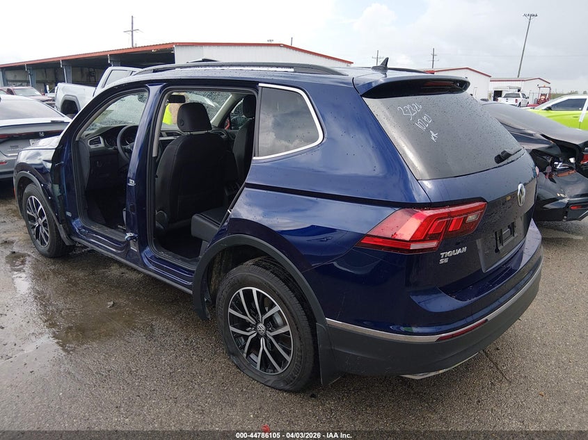 2021 Volkswagen Tiguan VIN 3VV3B7AX5MM102121 IAAI salvage auction — LEFT SIDE, Wait Title, sold $7,675 on 2026-07-28 (photo 3)