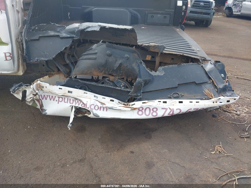 2020 Toyota Tacoma VIN 5TFRX5GN1LX182367 IAAI salvage auction — STORM DAMAGE, Bill Of Sale (Hawaii), sold $25 on 2026-07-28 (photo 6)