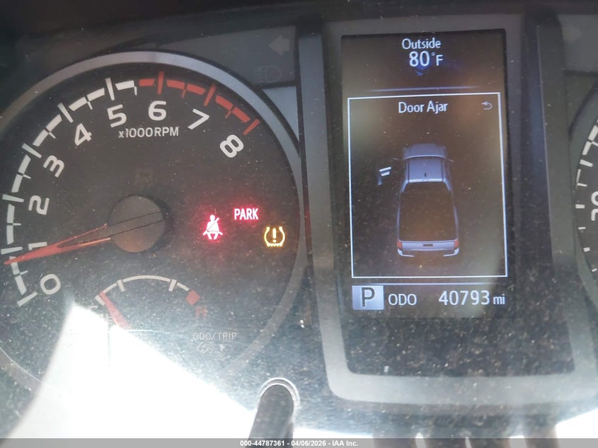 2020 Toyota Tacoma VIN 5TFRX5GN1LX182367 IAAI salvage auction — STORM DAMAGE, Bill Of Sale (Hawaii), sold $25 on 2026-07-28 (photo 7)