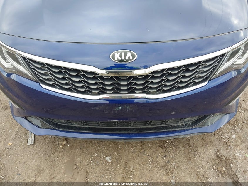 2019 Kia Optima VIN 5XXGT4L33KG303732 IAAI salvage auction — FRONT END, Wait Title, sold $50 on 2026-07-28 (photo 6)