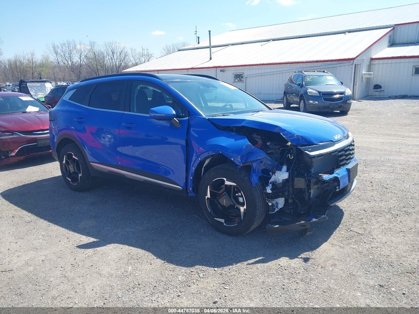 2026 Kia Sportage VIN 5XYK3CDF2TG373863 IAAI salvage auction — RIGHT FRONT, Salvage (Iowa), sold $10,800 on 2026-07-13 (photo 1)