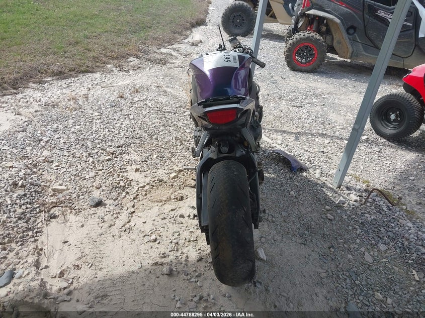 2008 Honda Cbr1000 VIN JH2SC59078M001125 IAAI salvage auction — FRONT END, Salvage (Tennessee), sold $325 on 2026-07-29 (photo 6)