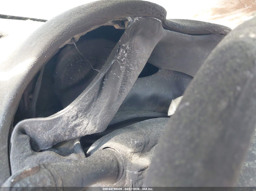 2015 Infiniti Q50 VIN JN1BV7AR2FM420394 IAAI salvage auction — TOTAL BURN, Wait Title, sold $25 on 2026-07-28 (photo 7)