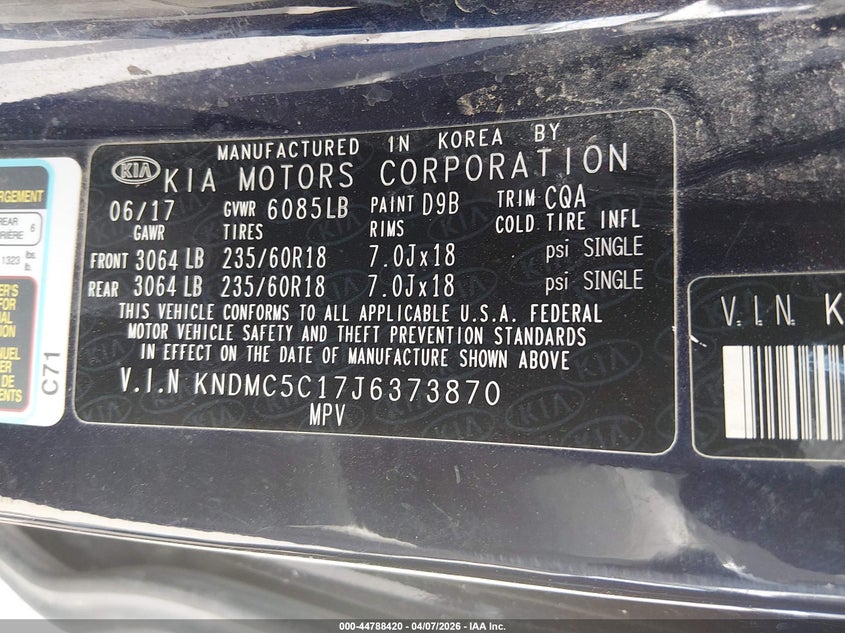 2018 Kia SEDONA VIN KNDMC5C17J6373870 IAAI salvage auction — LEFT REAR, Salvage Title, sold $2,000 on 2026-07-22 (photo 9)
