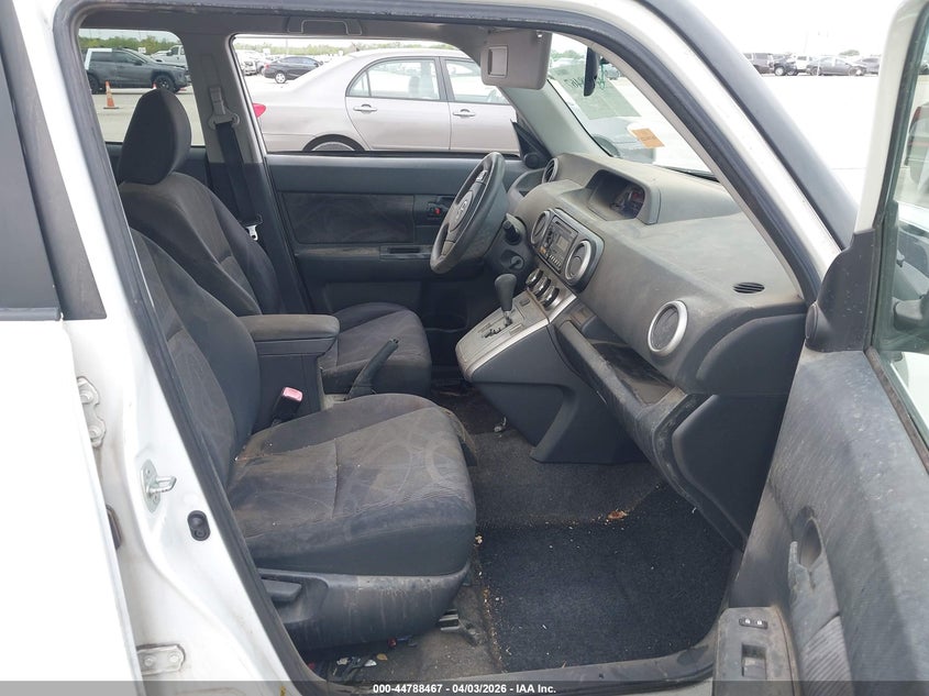 2013 Scion Xb VIN JTLZE4FE7DJ039014 IAAI salvage auction — LEFT SIDE, Wait Title, sold $550 on 2026-07-13 (photo 5)