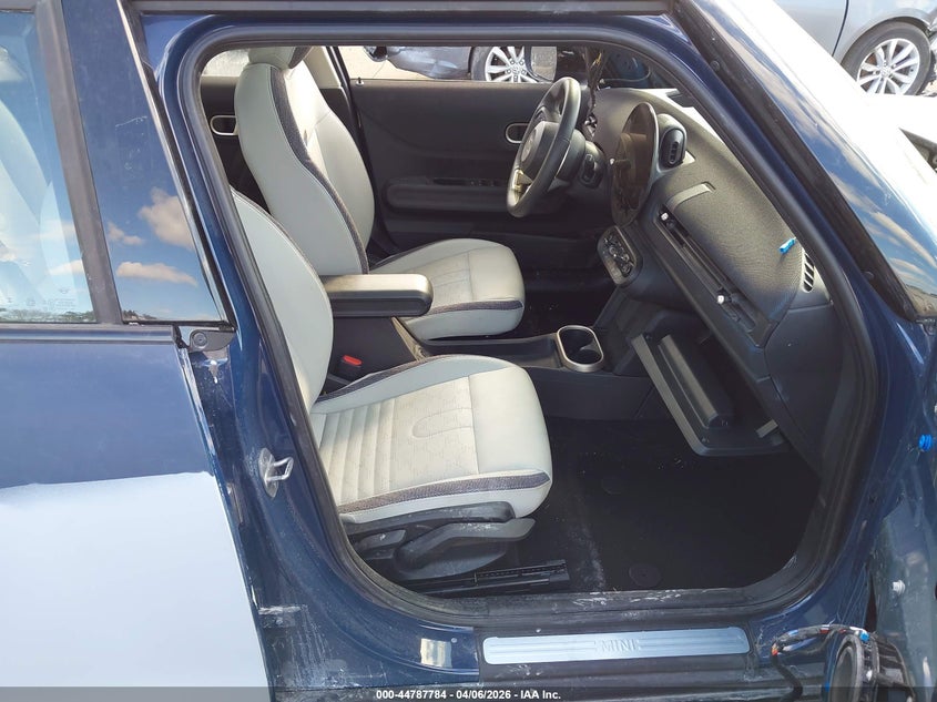 2025 Mini Hardtop VIN WMW53GD00S2W64500 IAAI salvage auction — FRONT & REAR, Mv-907A (New York), sold $6,700 on 2026-07-28 (photo 5)
