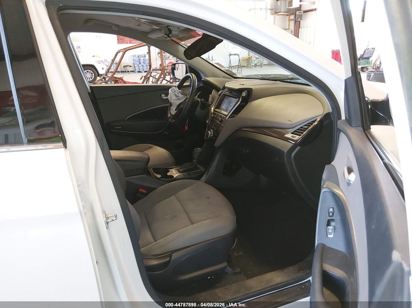 2018 Hyundai Santa fe VIN 5XYZU3LB7JG533968 IAAI salvage auction — RIGHT FRONT, Wait Title, sold $2,300 on 2026-07-15 (photo 5)