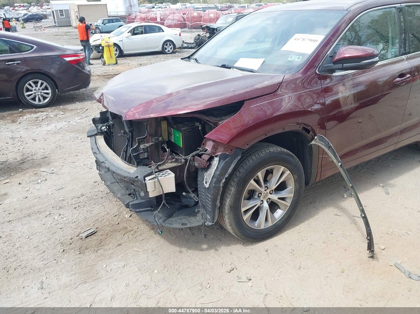 2014 Toyota Highlander VIN 5TDZKRFH3ES022887 IAAI salvage auction — FRONT END, Salvage (Georgia), sold $5,600 on 2026-07-17 (photo 6)