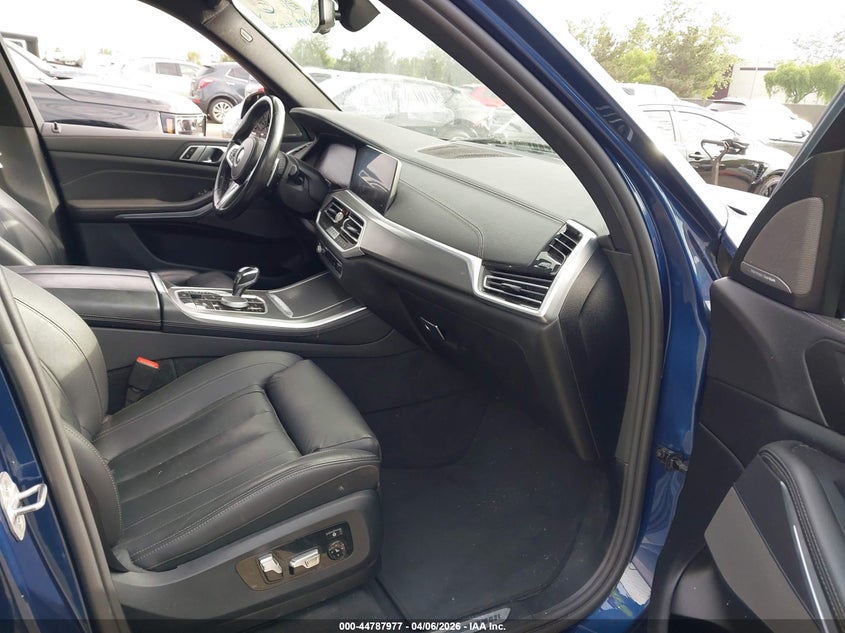 2021 BMW X5 VIN 5UXCR4C04M9G33559 IAAI salvage auction — Side, Salvage (California), sold $26,600 on 2026-05-04 (photo 5)
